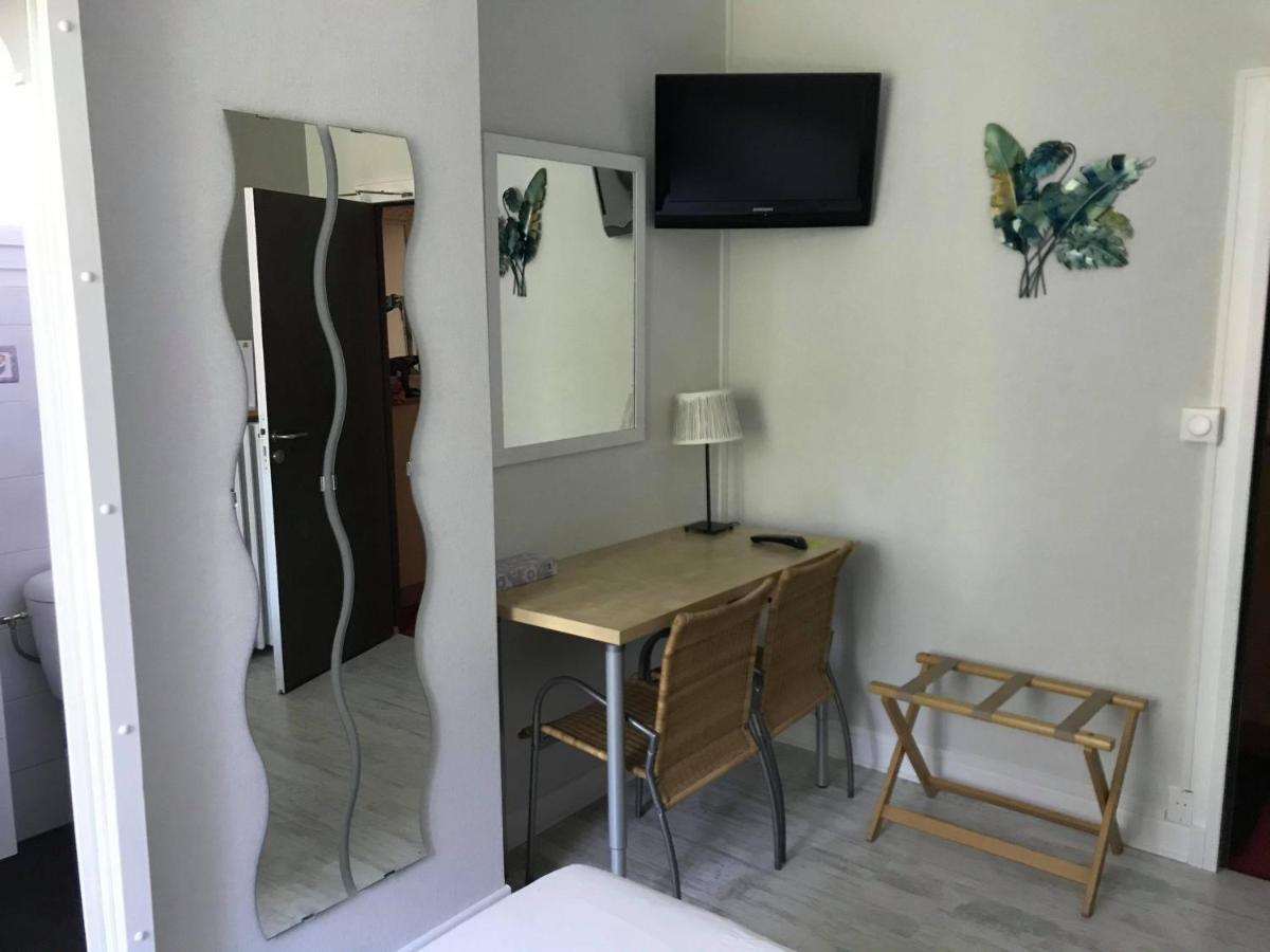 Logis Hotel L'Occitan 2 Etoiles Gaillac Ngoại thất bức ảnh