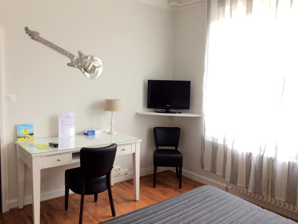 Logis Hotel L'Occitan 2 Etoiles Gaillac Ngoại thất bức ảnh